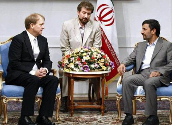  Ahmadinejad: Iran seeks justice in ties