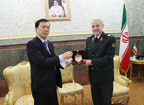  The chief of I.R.Iran cyberpolice visited with representetive of UNODC, Mr. Leik Boonwaat