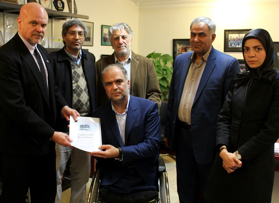  Representatives from TPM deliver “Mecca Disaster” petition to UN