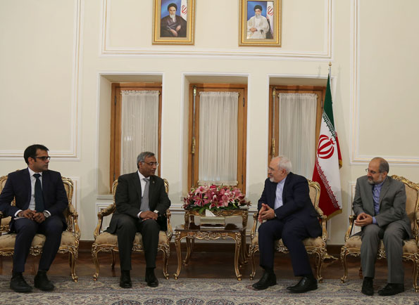  Zarif: Tehran-Islamabad cooperation growing