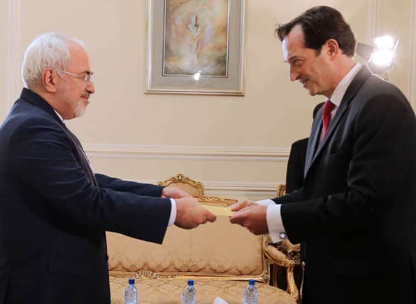  Zarif receives new British ambassador