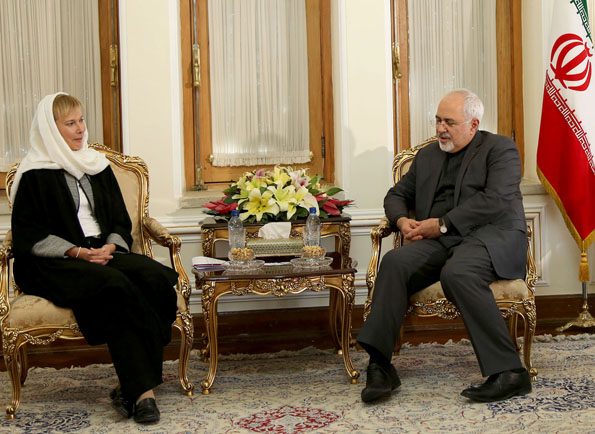  New ambassadors of Sweden submits copy of credentials to Zarif