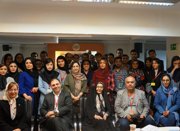  UNIC helps University of Tehran graduate students to find needed UN information